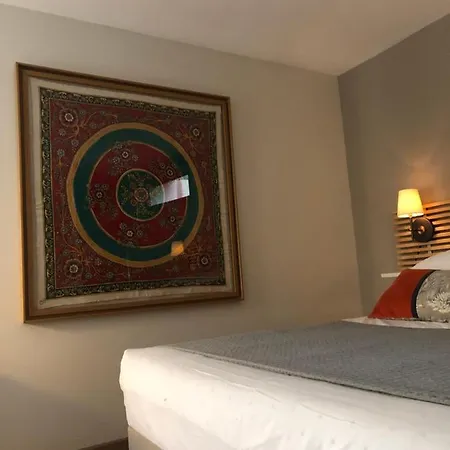 Couette Et Café 2* Montpellier