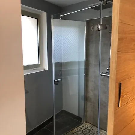 Couette Et Cafe בית הארחה 4*