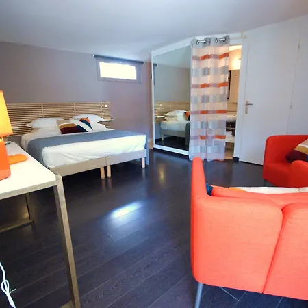 Affittacamere Couette Et Café 4*