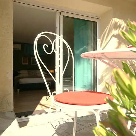 Couette Et Café 4* Montpellier