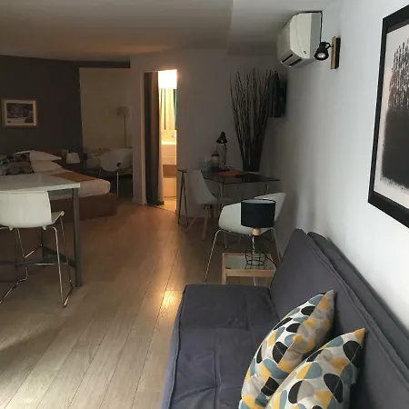 Couette Et Cafe Guest house