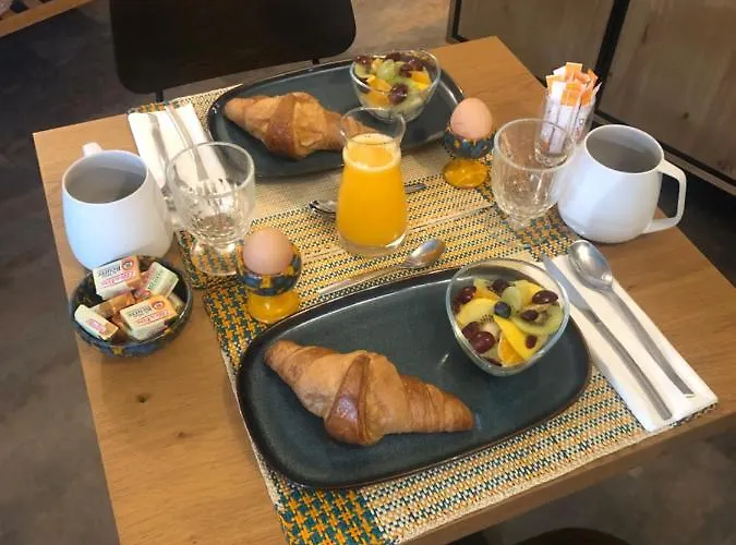 Casa de hóspedes Couette Et Cafe 4*