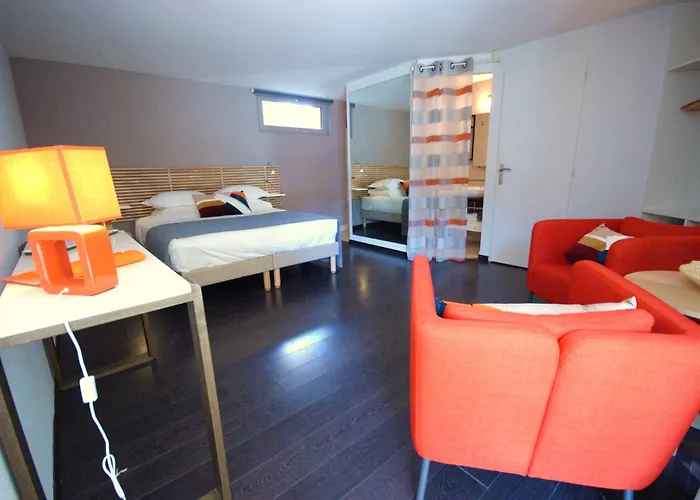 Casa de hóspedes Couette Et Cafe 4*