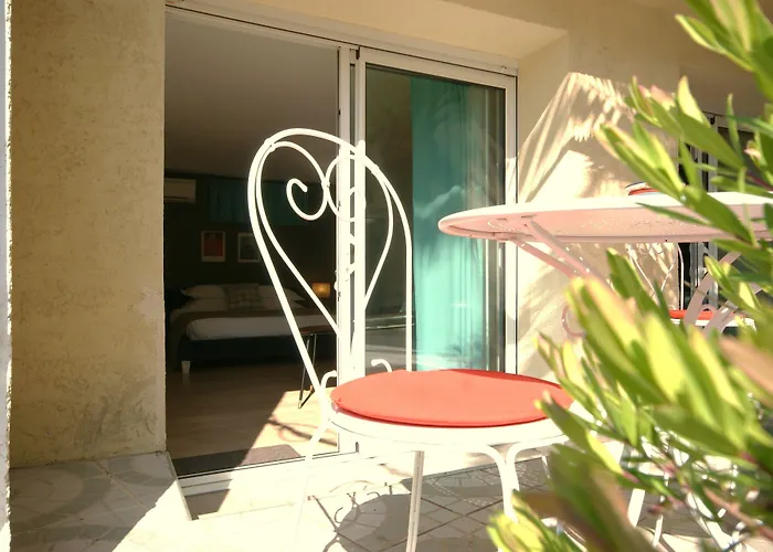 Couette Et Cafe 4* Montpellier