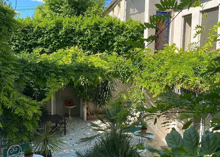 Couette Et Cafe 4* Montpellier